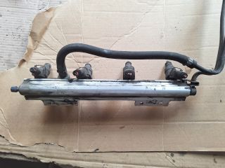 bontott VOLVO V40 Porlasztó Sor / Híd