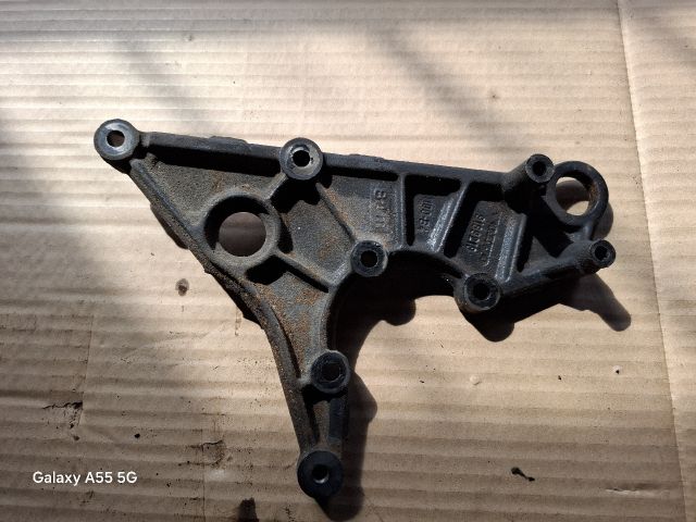 bontott VOLVO V40 Szervó Tartó Bak (Magában)