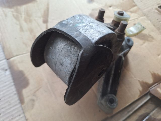 bontott VOLVO V40 Váltó Tartó Bak (Pozíciófüggetlen)