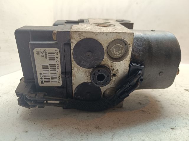 bontott VOLVO V40 ABS Kocka