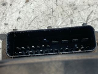 bontott VOLVO V40 ABS Kocka