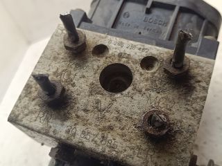 bontott VOLVO V40 ABS Kocka