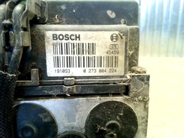 bontott VOLVO V40 ABS Kocka