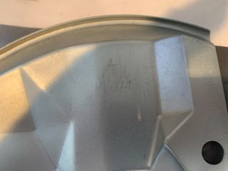 bontott VOLVO V40 Bal első Fék Porvédő Lemez