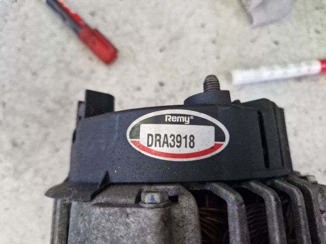 bontott VOLVO V40 Generátor