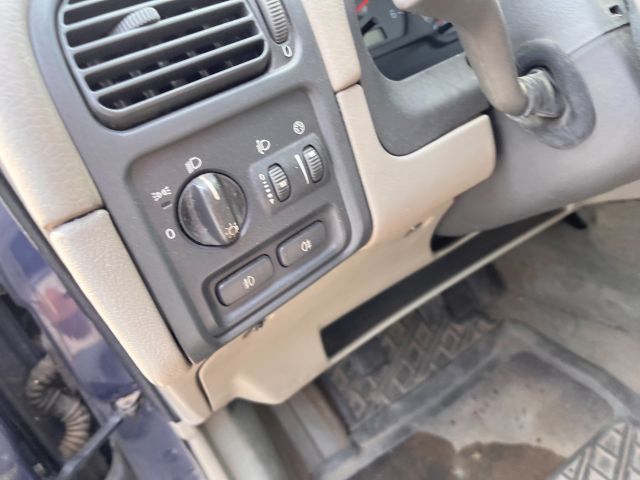 bontott VOLVO V40 Jobb első Lengőkar