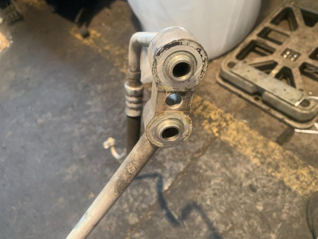 bontott VOLVO V40 Klíma Cső