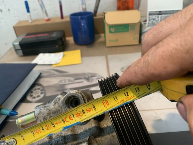 bontott VOLVO V40 Kormányszervó Motor (Hidraulikus)