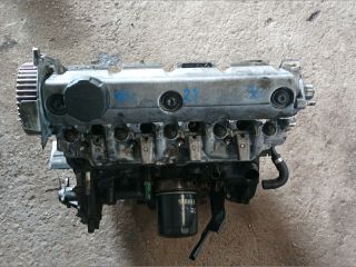bontott VOLVO V40 Motor (Fűzött blokk hengerfejjel)
