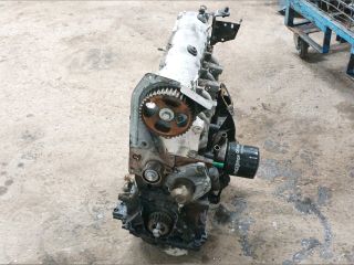 bontott VOLVO V40 Motor (Fűzött blokk hengerfejjel)