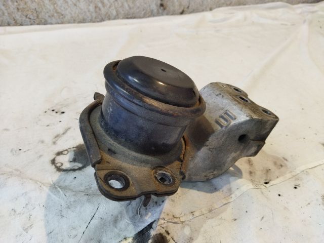 bontott VOLVO V40 Motor Tartó Bak (Pozíciófüggetlen)