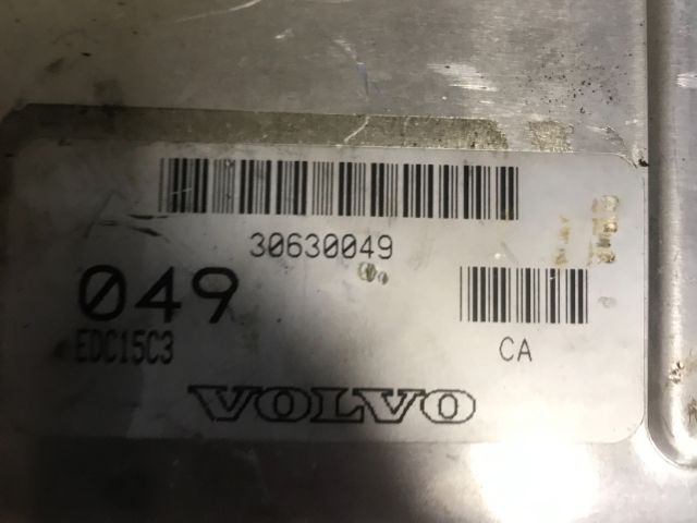 bontott VOLVO V40 Motorvezérlő