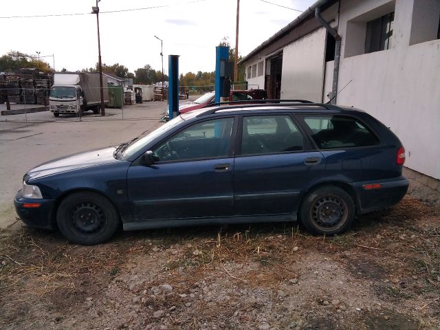 bontott VOLVO V40 Motorvezérlő