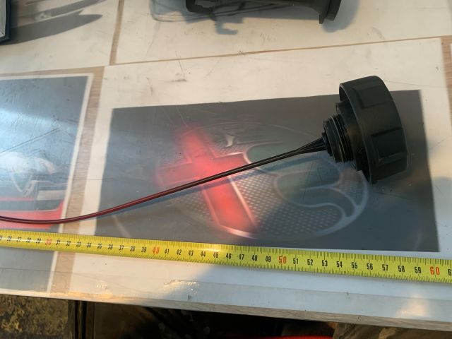 bontott VOLVO V40 Nívópálca