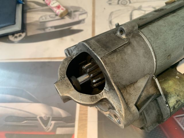 bontott VOLVO V40 Önindító