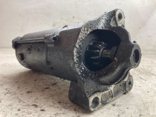 bontott VOLVO V40 Önindító