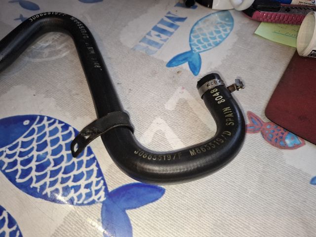 bontott VOLVO V40 Szervócső