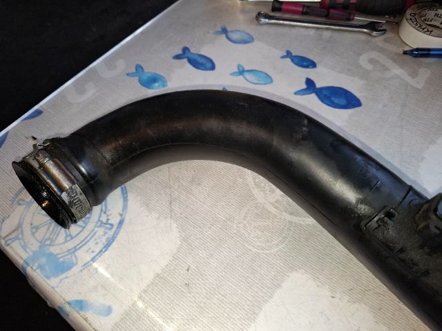 bontott VOLVO V40 Turbócső