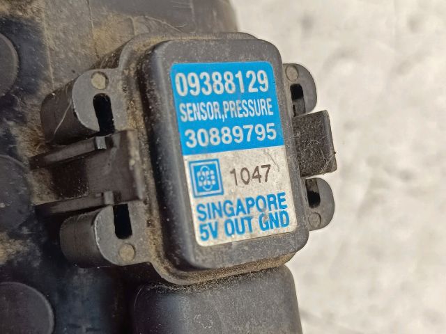 bontott VOLVO V40 Turbócső