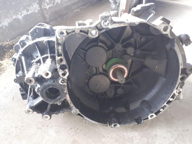 bontott VOLVO V40 Váltó (Mechanikus)