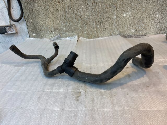 bontott VOLVO V40 Vízcső