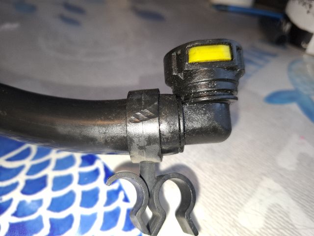 bontott VOLVO V40 Vízcső