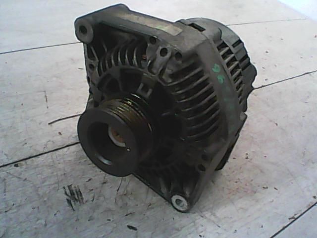 bontott VOLVO V40 Generátor