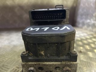 bontott VOLVO V40 ABS Kocka