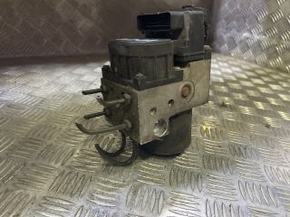 bontott VOLVO V40 ABS Kocka