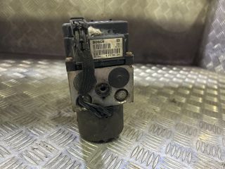 bontott VOLVO V40 ABS Kocka