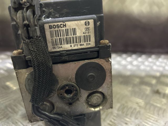 bontott VOLVO V40 ABS Kocka