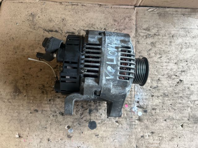 bontott VOLVO V40 Generátor
