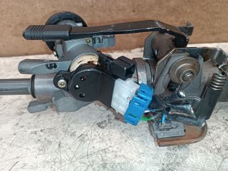 bontott VOLVO V40 Gyújtáskapcsoló Házzal