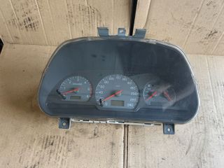 bontott VOLVO V40 Kilométeróra