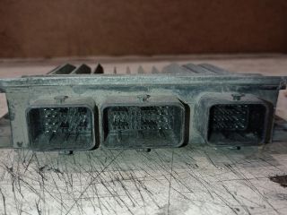 bontott VOLVO V40 Motorvezérlő