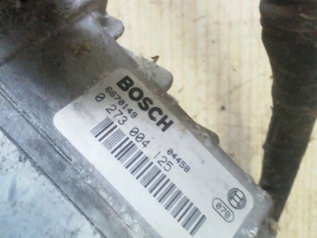 bontott VOLVO V40 ABS Kocka