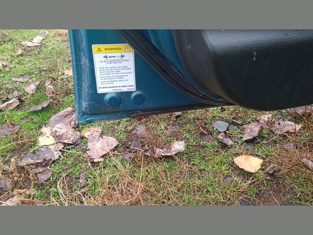 bontott VOLVO V40 Bal első Gólyaláb (Lengécsillapító, Rugó)