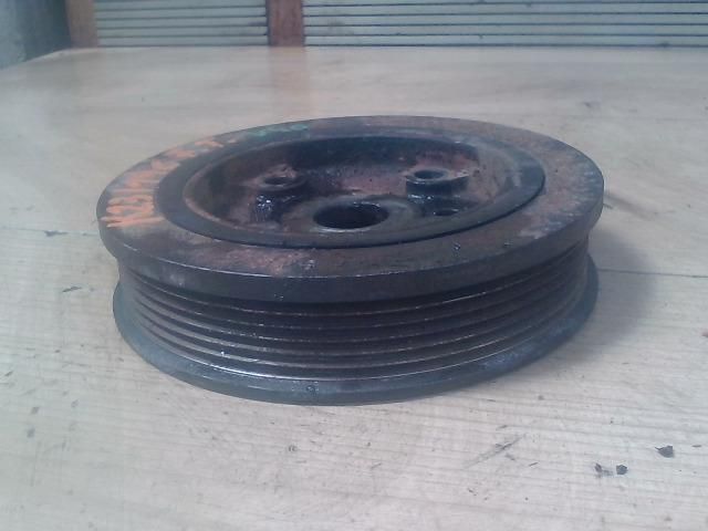 bontott VOLVO V40 Főtengely Szíjtárcsa