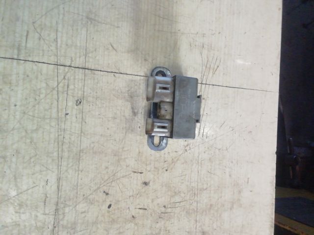 bontott VOLVO V40 Hűtőventilátor Relé