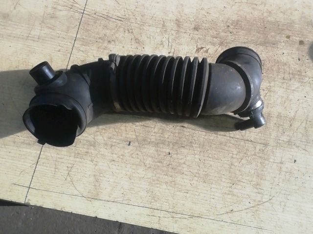 bontott VOLVO V40 Légbeömlő Cső