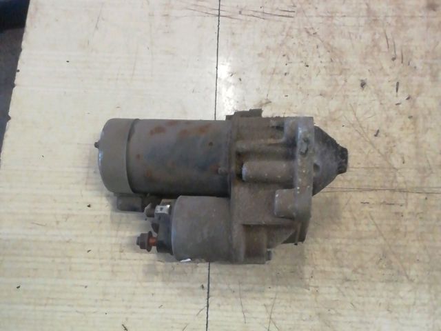 bontott VOLVO V40 Önindító