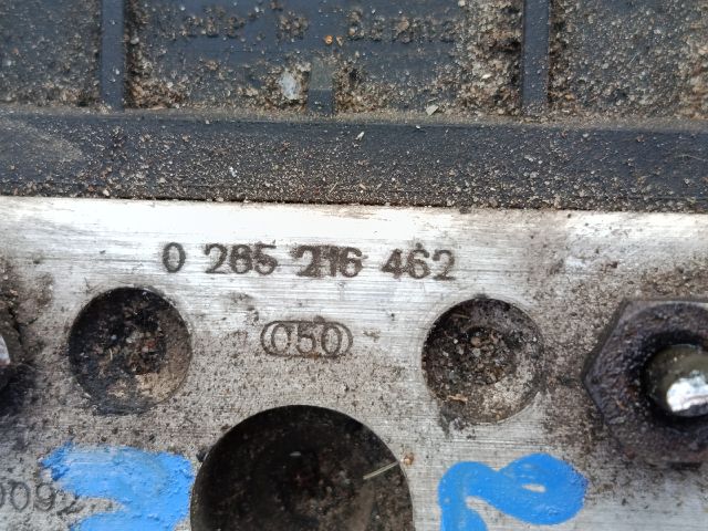 bontott VOLVO V40 ABS Kocka