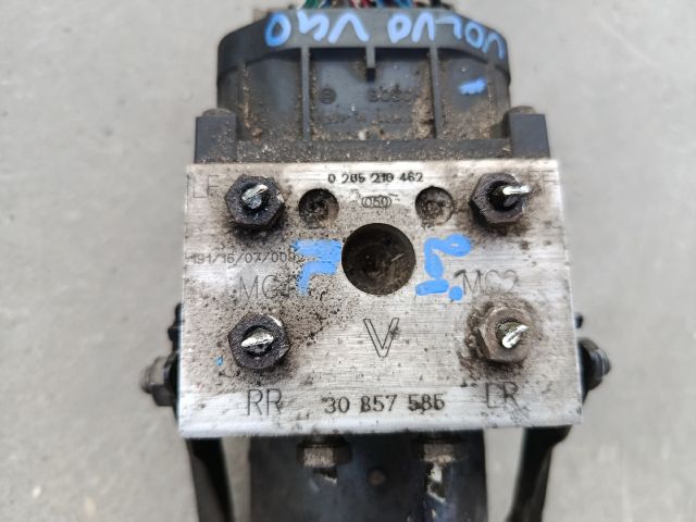 bontott VOLVO V40 ABS Kocka