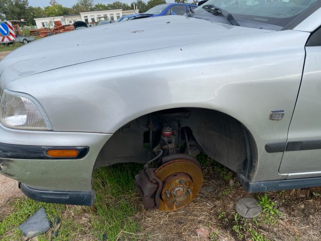 bontott VOLVO V40 Bal első Gólyaláb (Lengécsillapító, Rugó)