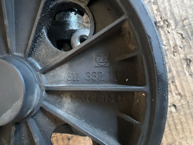 bontott VOLVO V40 Kormányszervó Motor (Hidraulikus)