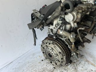bontott VOLVO V40 Motor (Fűzött blokk hengerfejjel)