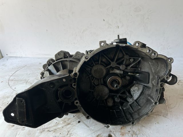 bontott VOLVO V40 Váltó (Mechanikus)