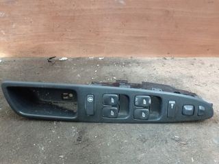 bontott VOLVO V40 Ablakemelő Kapcsoló Négyes / Kettes