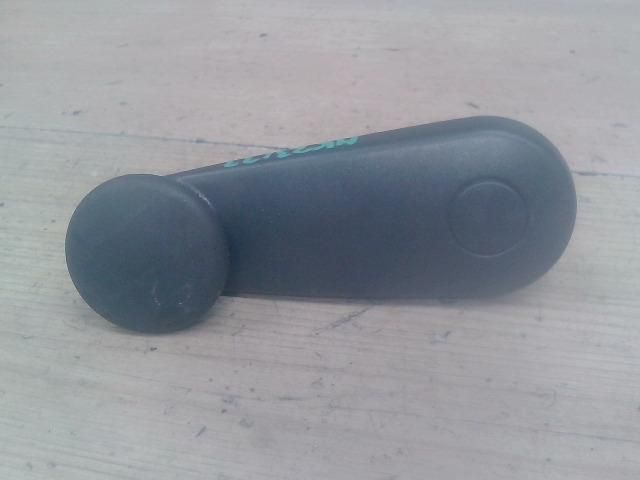 bontott VOLVO V40 Ablaktekerő Kar (Pozíciófüggetlen)