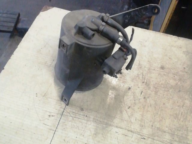 bontott VOLVO V40 Aktív Szénszűrő